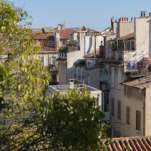 Appartement Tres Bel Avec Jolie Vue Dans Le Quartier Prise De Vauban, Marseille